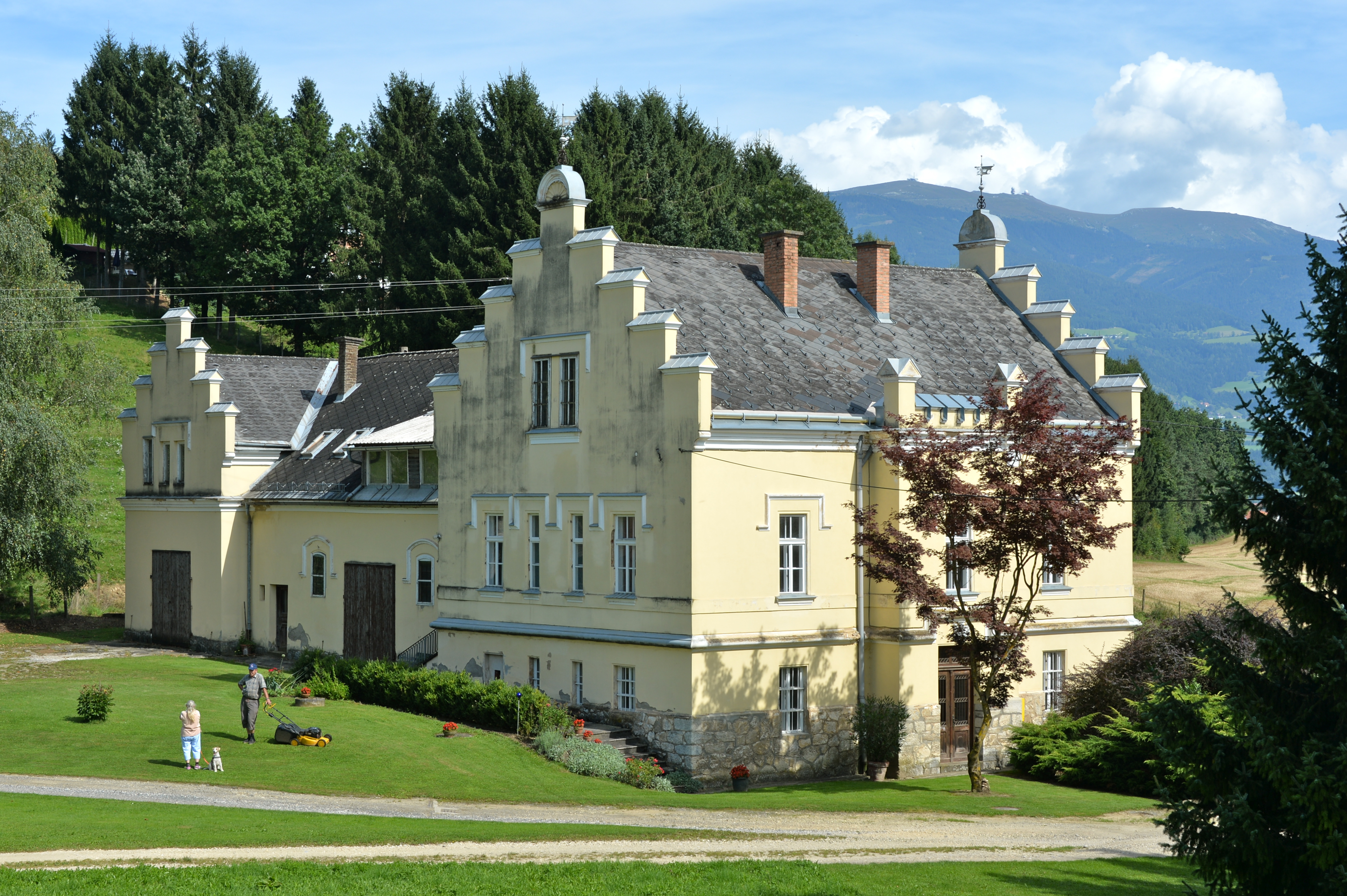 Hospodárska budova Wießenau